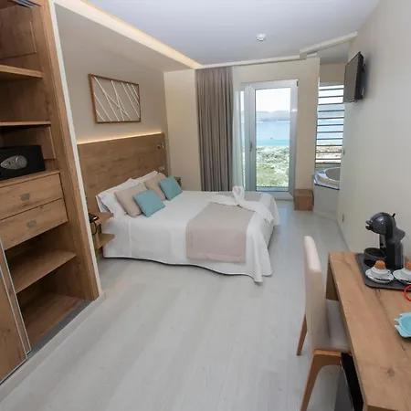 Hotel Boutique O Nautico 2*